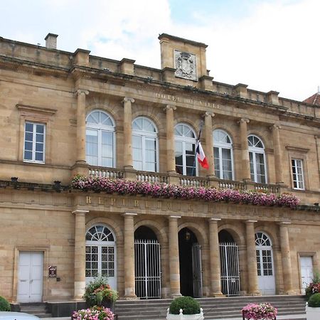 Appt "Coeur Moulinois" Moulins (Allier) Exterior foto